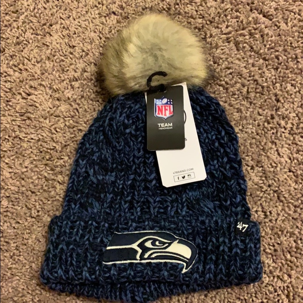 Ladies Seahawks knit beanie, NWT
